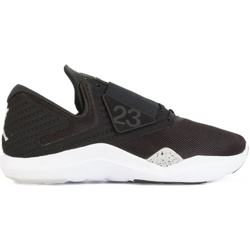 Chaussures Homme Baskets basses Nike Air Jordan Relentless Noir