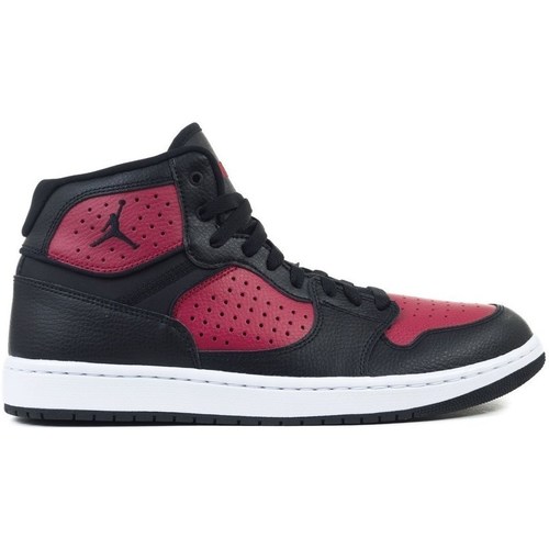 Chaussures Homme Basketball Nike There Jordan Access Rouge, Noir