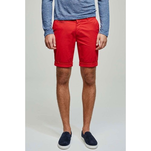 Vêtements Homme Shorts / Bermudas Kebello Short en chino Rouge H Rouge