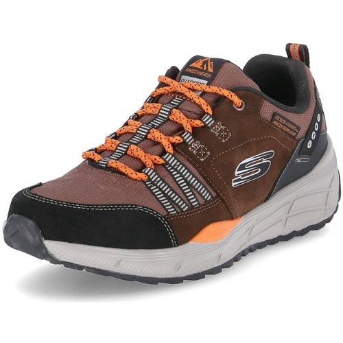 Chaussures Homme Baskets basses Skechers Low Trail Marron