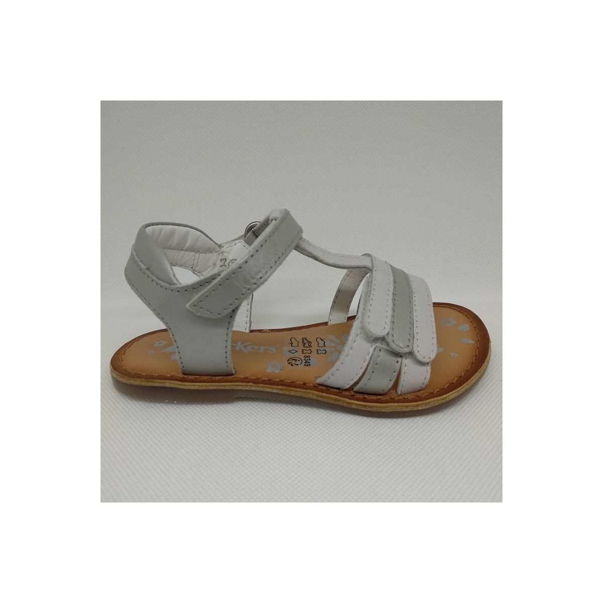 Chaussures Fille Baskets mode Kickers DIAMANTO Blanc