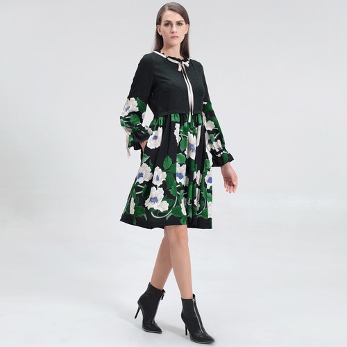 Vêtements Smart & Joy CAMÉLIA Vert - Vêtements Robes courtes Femme 172 