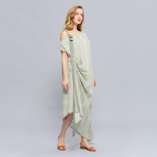 Vêtements Femme Robes longues Smart & Joy AMORPHA Vert chèvrefeuille