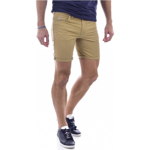 Vêtements Homme Shorts / Bermudas Guess M02D03 WCRJ1 Beige