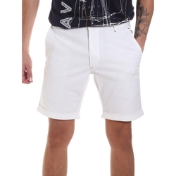 Vêtements Homme Shorts / Bermudas Gaudi 811FU25023 Blanc