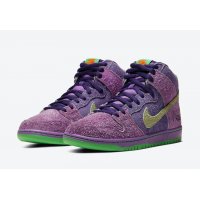 Chaussures Baskets montantes Nike SB Dunk High 420 Reverse Skunk  University Red/Spinach Green/Magic Ember