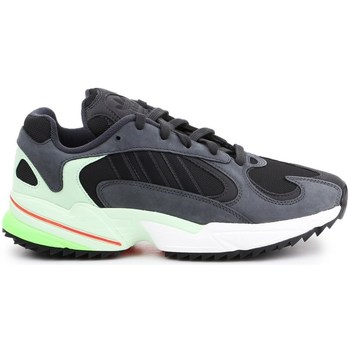 Chaussures Homme Running / trail adidas Originals YUNG1 Trail Vert clair, Graphite, Noir