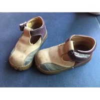 Chaussures Garçon Sandales et Nu-pieds Mod'8 sandales semi-fermées à boucle garçon Multicolore