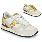 Add similar apoyo Saucony kicks as Katie Holmes to your footwear rotation with these picks below