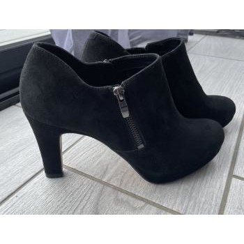 Chaussures Femme Low boots Clarks Bottine daim clarks Noir