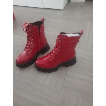 Sans marque Boots rouges vernies Rouge - Chaussures Boot Femme 30,00 €