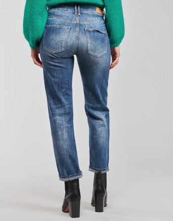 Abigal jeans med hög midja och slitning