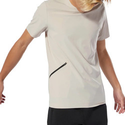 Vêtements Homme T-shirts manches courtes Reebok Sport DU3711 Beige