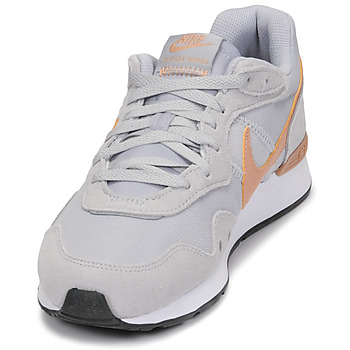 Nike NIKE VENTURE RUNNER Gris / Orange