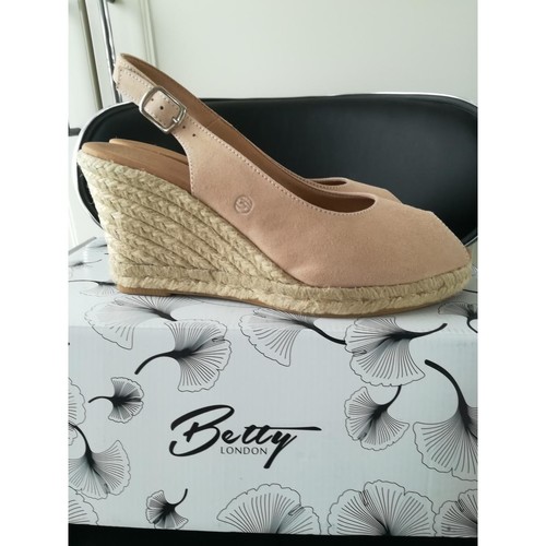 Betty London Sandales semelles en corde Beige - Chaussures Sandale Femme  45,00 €