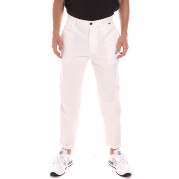 Vêtements Homme Chinos / Carrots Calvin Klein Jeans K10K107094 Blanc