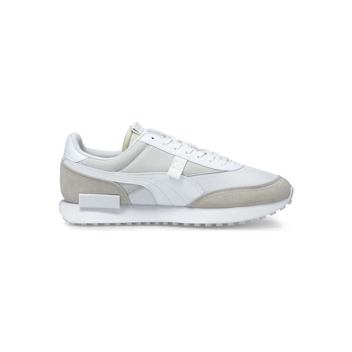 Chaussures Homme Running / trail Puma Future rider play on Blanc