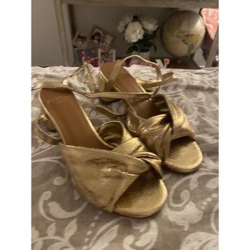 Chaussures Femme Sandales et Nu-pieds Anaki Sandale dorée Doré