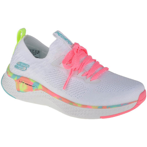 Chaussures Fille The Skechers Arch Fit® Banlin shoe will give Solar Fuse Blanc