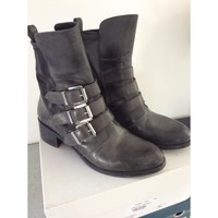 Chaussures Femme Bottines  Mazelie Boots grises Gris