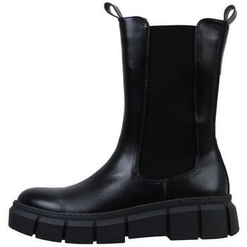 boots krack  creamfields 