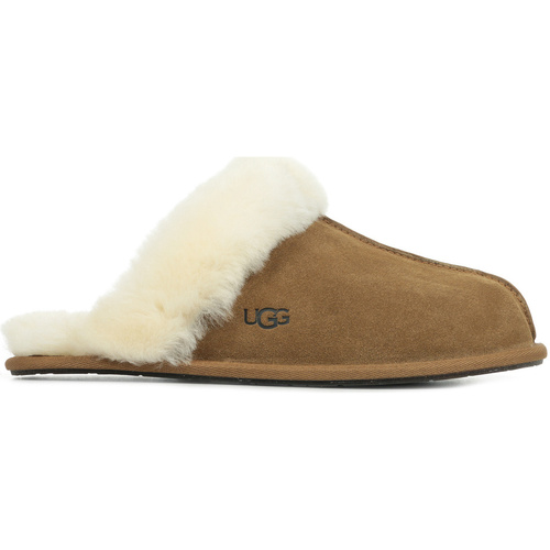 Chaussures Femme Chaussons UGG Scuffette II Marron