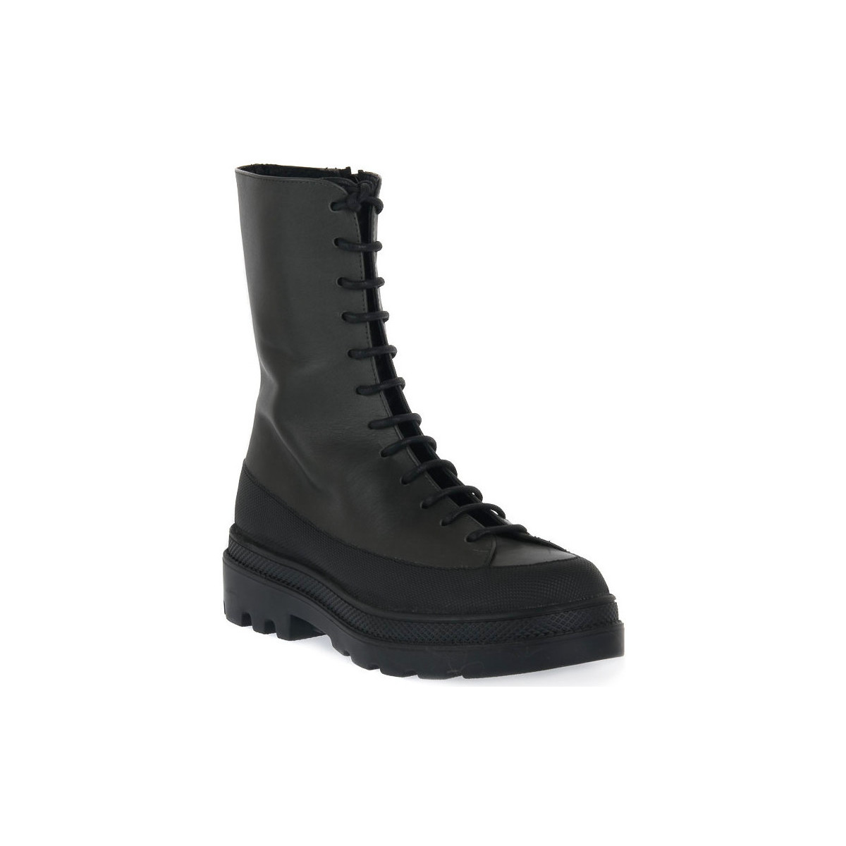 Chaussures Femme Wears a Specific Style Shoe to Seem Taller 318 VITELLO MILITARE Noir