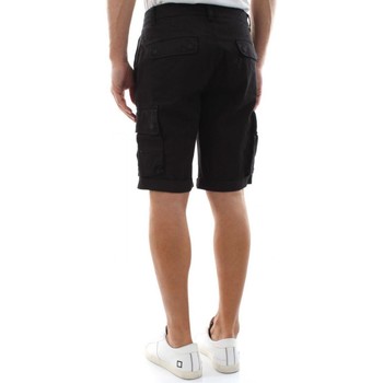 Nike Shorts in Hellgrün mit hohem Bund