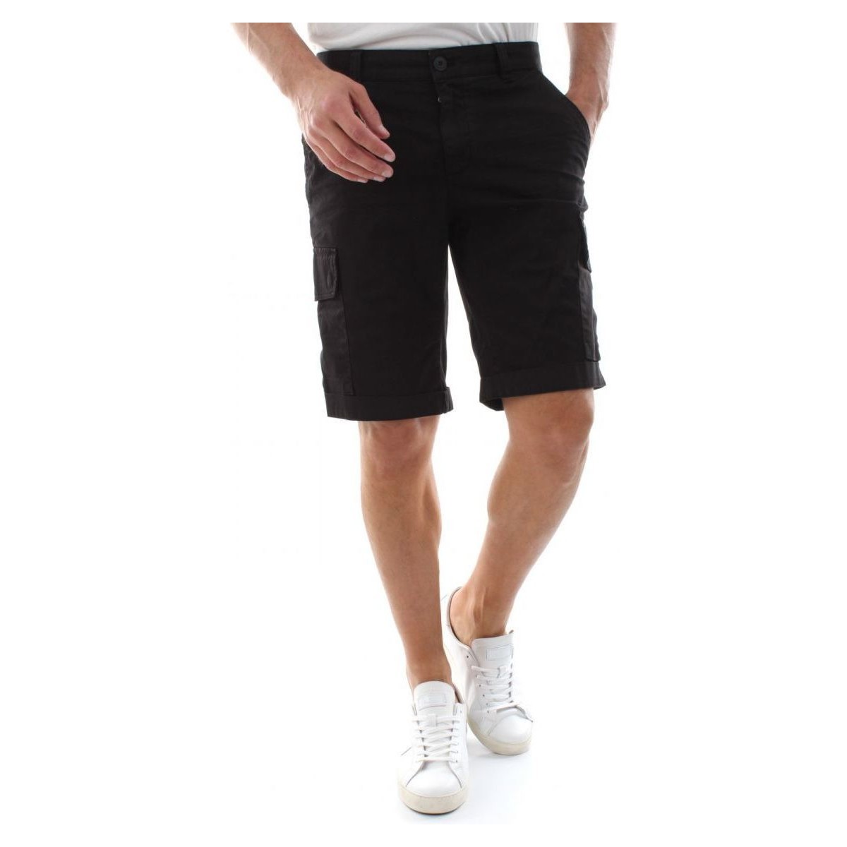 Vêtements Homme Shorts gamba / Bermudas Mason's CHILE BERMUDA - 2BE22146-014 ME303 Noir