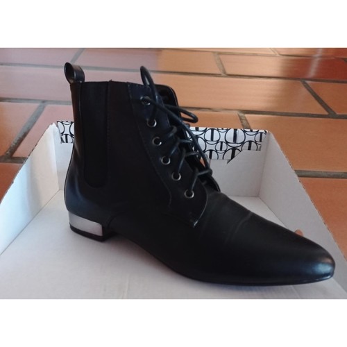 Chaussures Femme Bottines Tata BOTTINES TATA ITALIA NEUVES Noir