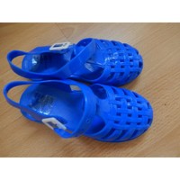 Chaussures Garçon Chaussures aquatiques Autre Sandale plage pointure 28 Bleu