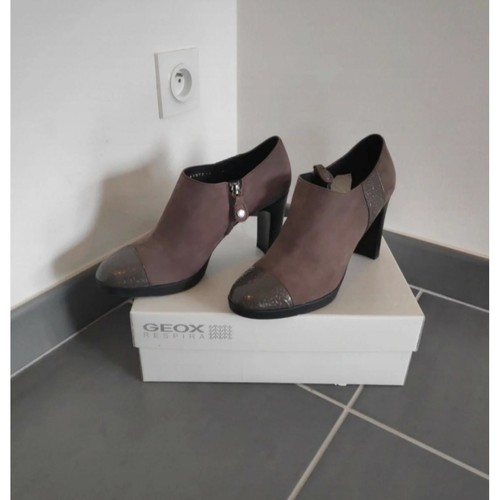Geox Low Boots Geox à talon Marron - Chaussures Low boots Femme 50,00 €