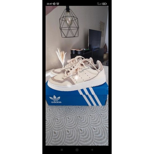 Chaussures Enfant Baskets basses UNDEFEATED adidas Originals Baskets UNDEFEATED Adidas Supercourt Multicolore