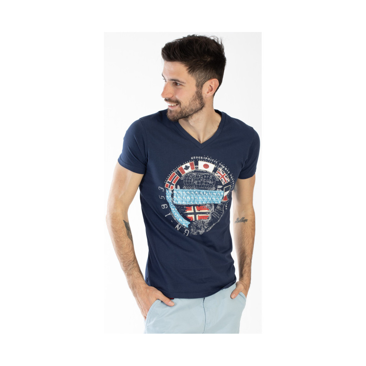 Vêtements Homme T-shirts manches courtes Geographical Norway T-Shirt col V JARICO Marine