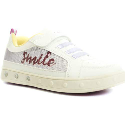Chaussures Fille Baskets basses Geox Skylin Blanc