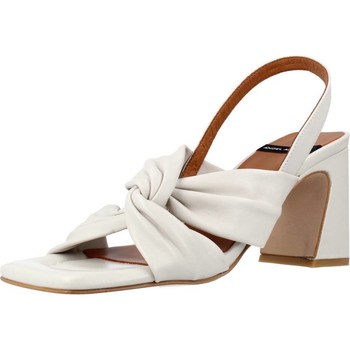 Chaussures Femme B And C Angel Alarcon 22114 526F Blanc