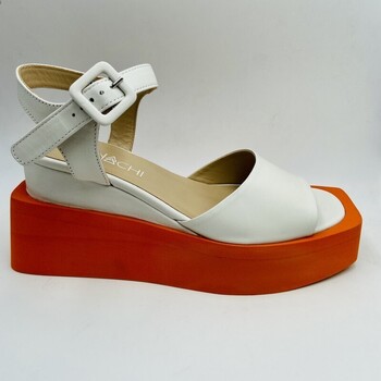 Chaussures Femme Sandales et Nu-pieds Strategia SANDALE COMPENSEE TALON ORANGE Blanc