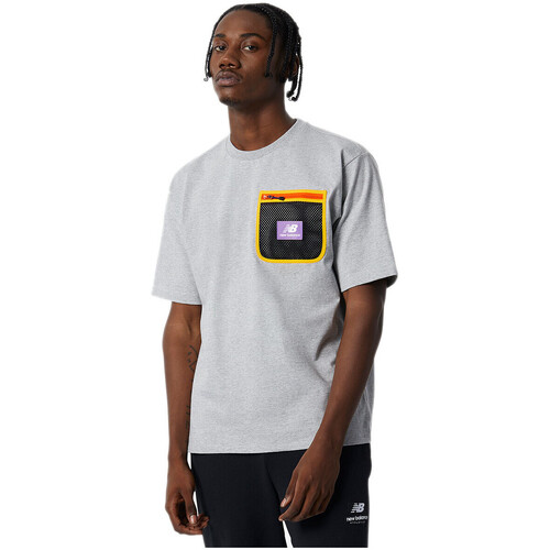 Vêtements Homme T-shirts & Polos New Balance ALL TERRAIN POCKET Gris
