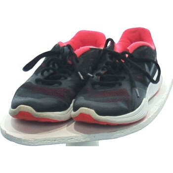 Chaussures Femme Baskets basses Nike paire de baskets  36.5 Noir Noir