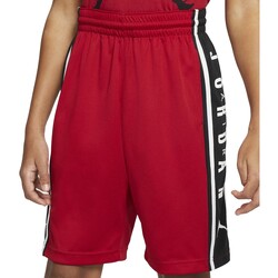 Vêtements Enfant Shorts CROSS / Bermudas Nike 957115-R78 Rouge