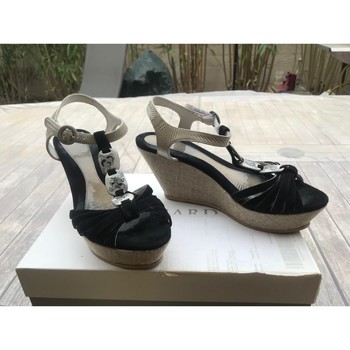 Chaussures Femme Sandales et Nu-pieds Regard Sandales Nu-pieds Femme Regard T 36 Noir Beige État Neuf Noir