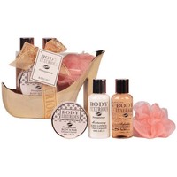 Beauté Femme Soins corps & bain Gloss ! Coffret de bain format chaussure - Body Luxurious - Grenade Rose