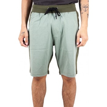 Vêtements Homme Shorts / Bermudas Cerruti 1881 Certaldo Vert