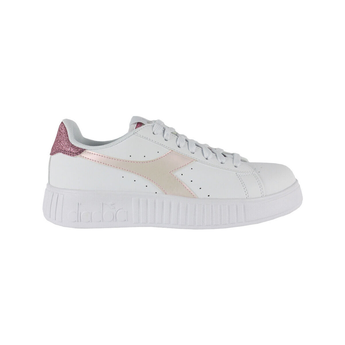 Chaussures Femme Baskets mode Diadora 101.178338 01 C3113 White/Pink lady Blanc