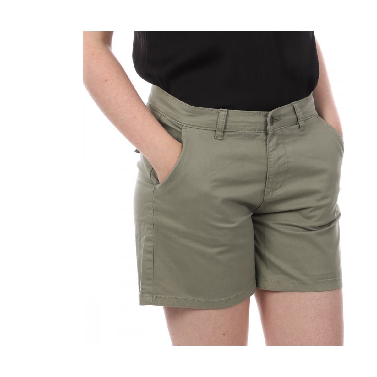 Vêtements Femme Shorts / Bermudas Lee Cooper LEE-008101 Vert