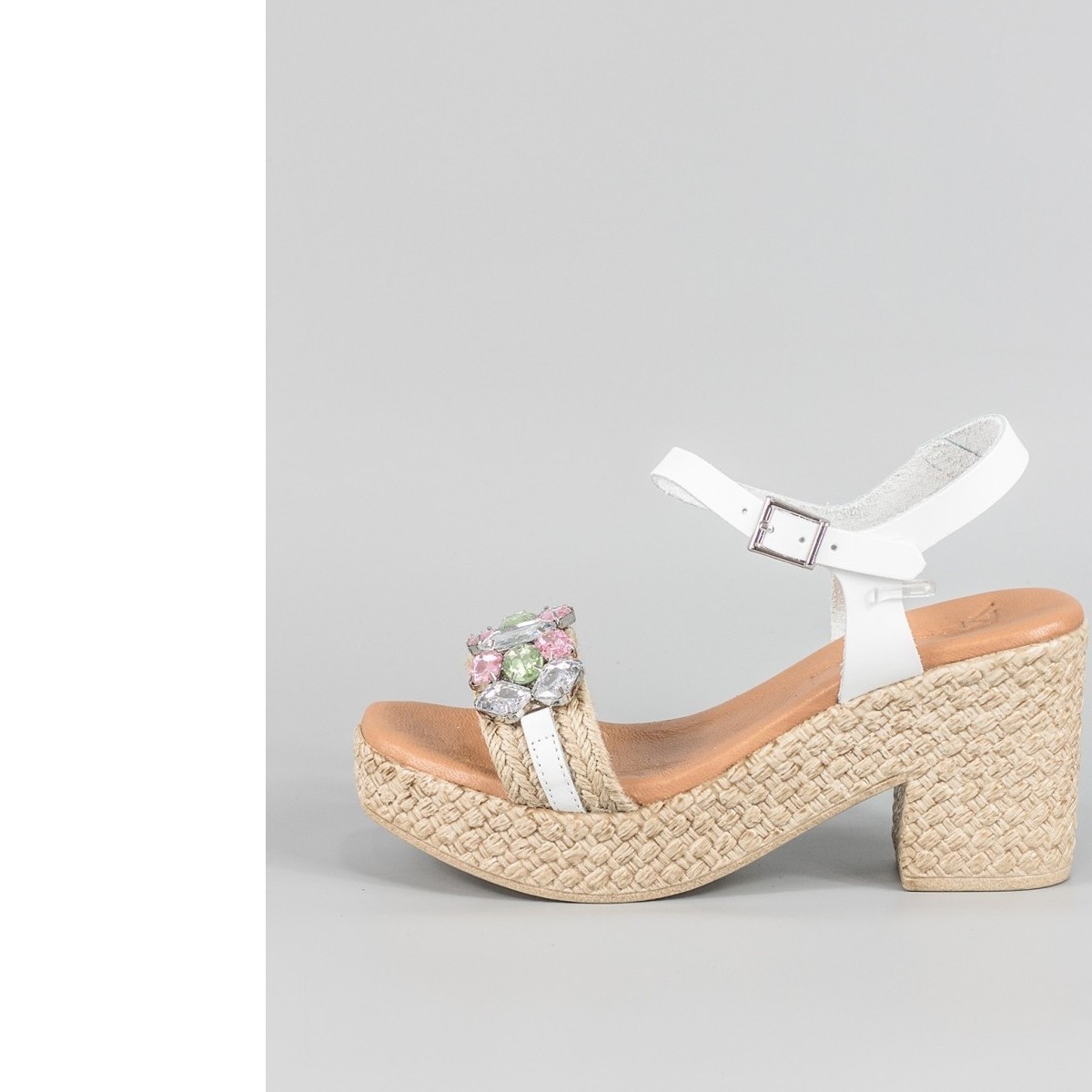 Chaussures Femme Sandales et Nu-pieds Keslem Sandalias  en color blanco para señora Blanc