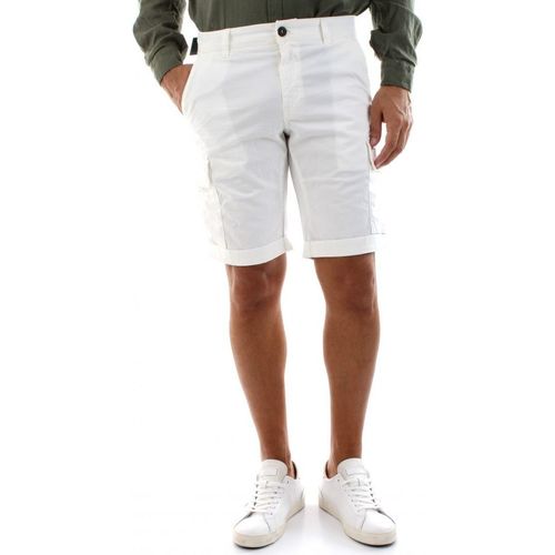 Vêtements Homme dot Shorts / Bermudas Mason's CHILE BERMUDA - 2BE22146-001 ME303 Blanc