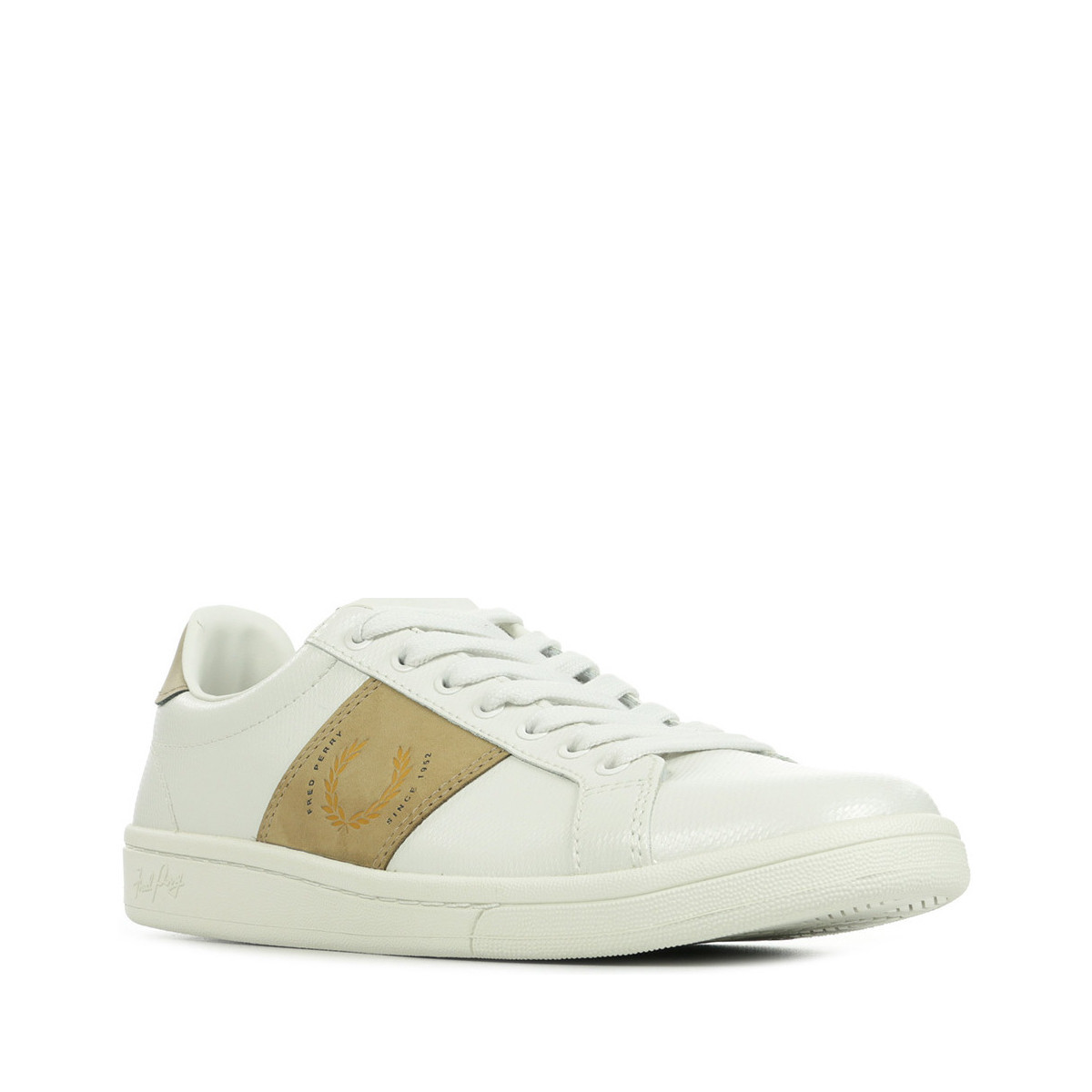 Chaussures Homme Baskets mode Fred Perry Pique Emb Beige