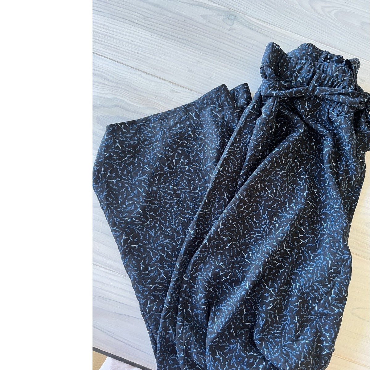 Vêtements Femme Pantalons fluides / Sarouels Kiabi Pantalon fluide noir et bleu Noir