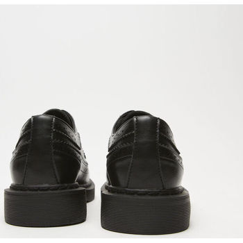 Bata Chaussures brogue semelles crantées Noir